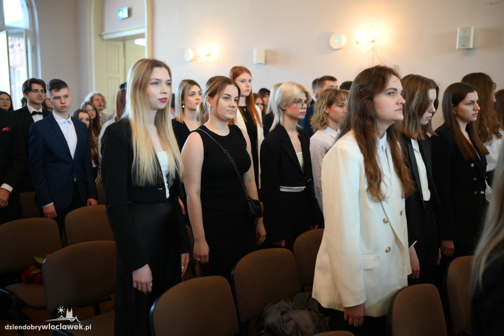 Zakończenie roku maturzystów w LZK
