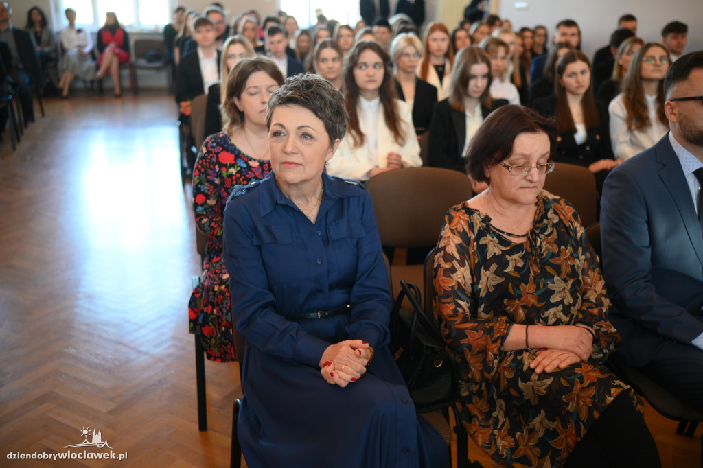 Zakończenie roku maturzystów w LZK