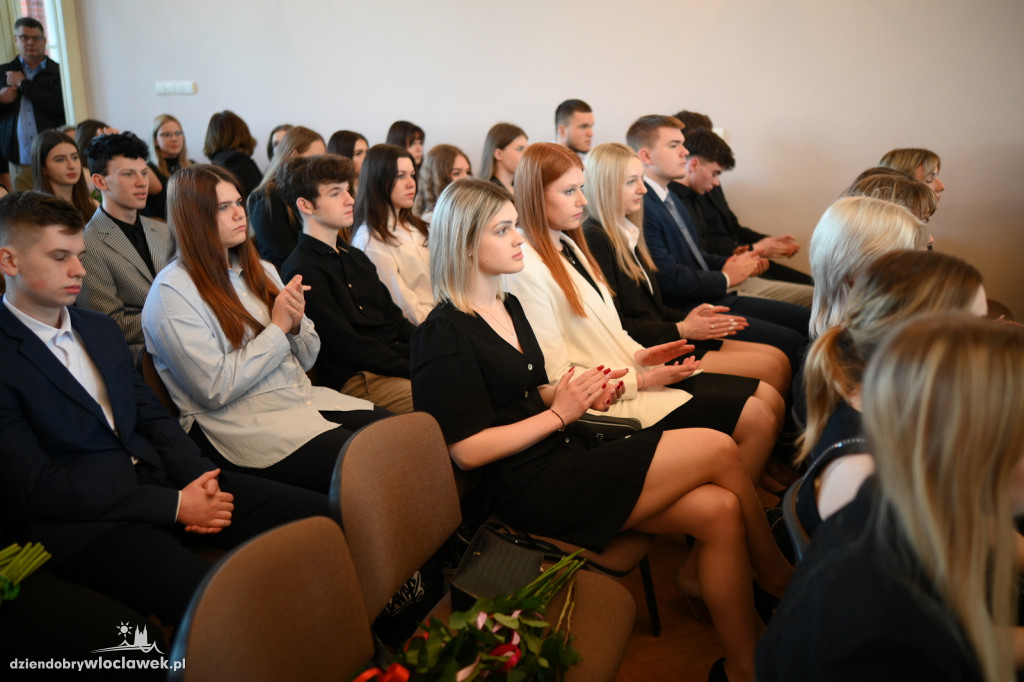 Zakończenie roku maturzystów w LZK