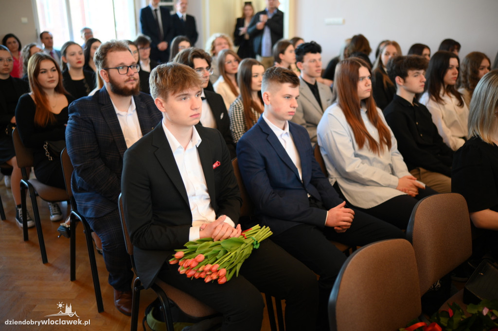 Zakończenie roku maturzystów w LZK