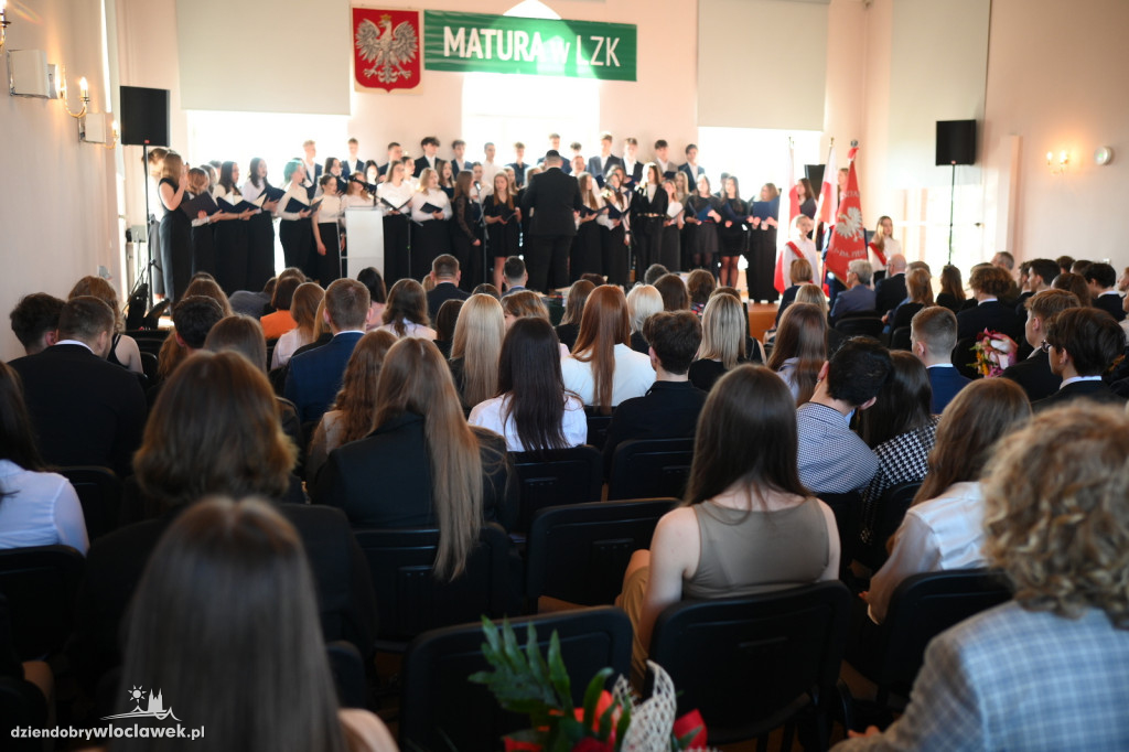 Zakończenie roku maturzystów w LZK
