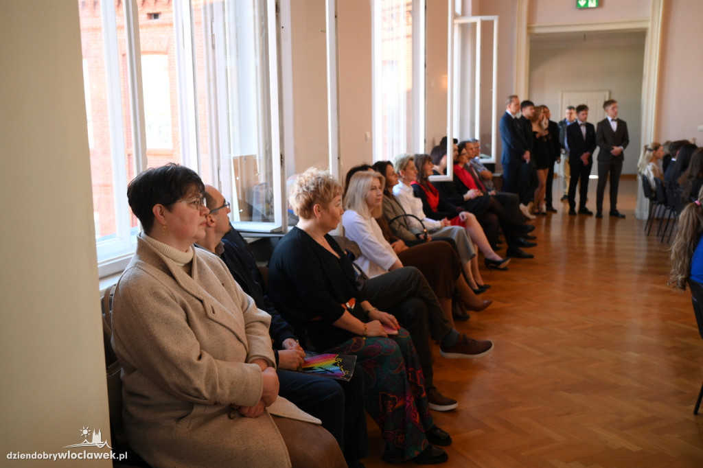 Zakończenie roku maturzystów w LZK