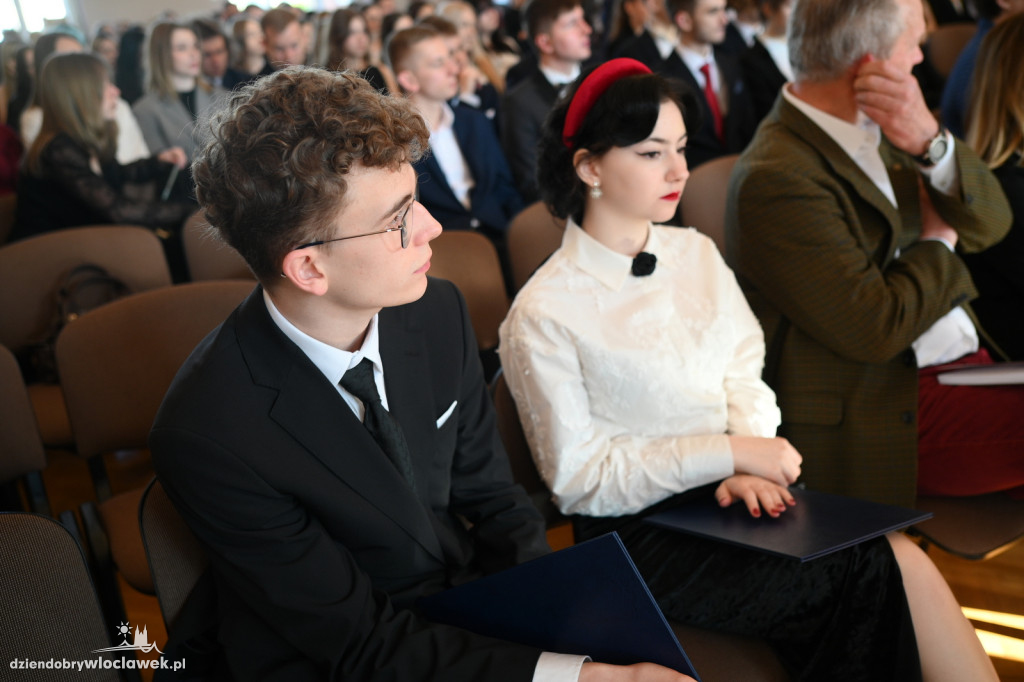 Zakończenie roku maturzystów w LZK