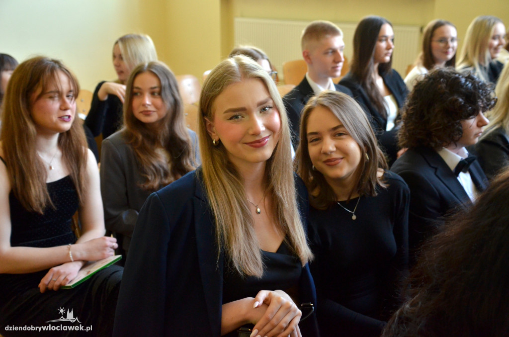 Maturzyści skończyli naukę w LMK