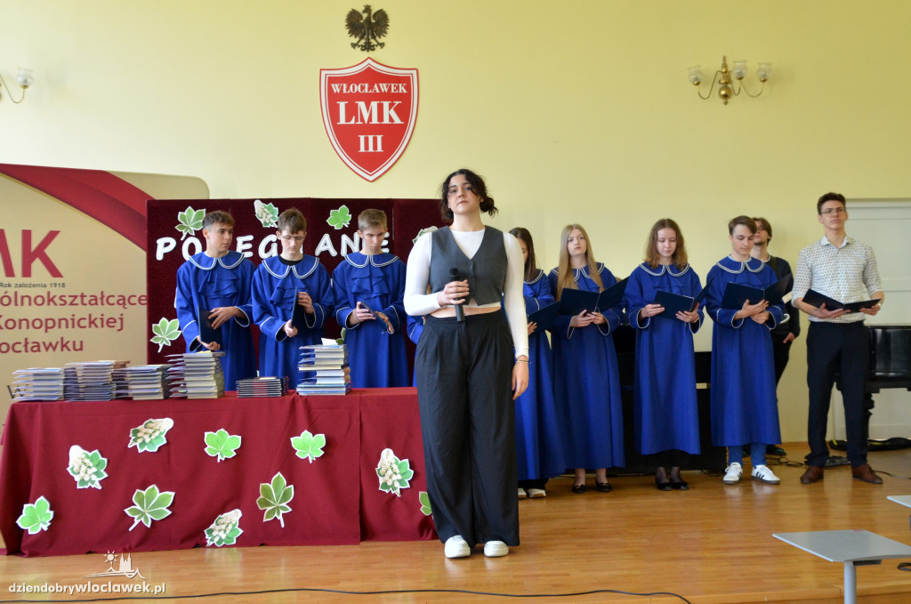 Maturzyści skończyli naukę w LMK