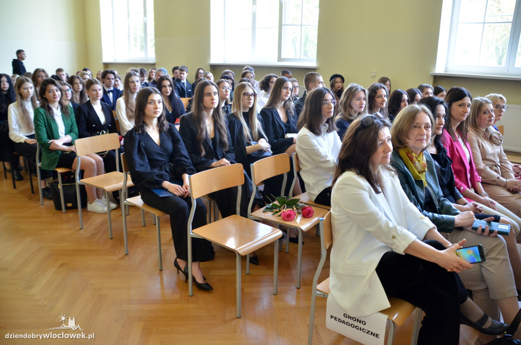 Maturzyści skończyli naukę w LMK