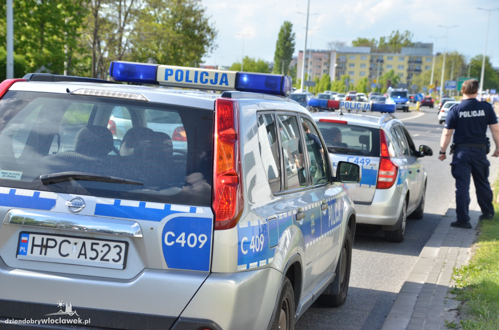 Kibice Anwilu w drodze na derby