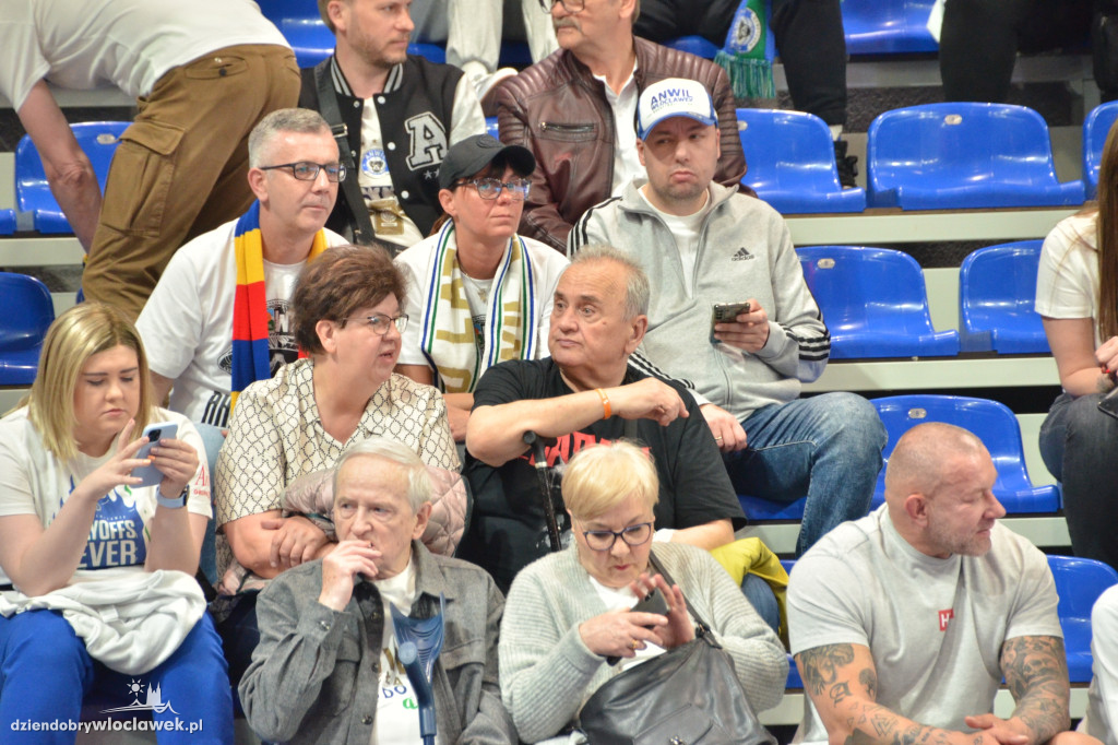 Kibice na meczu Anwil vs Twarde Pierniki