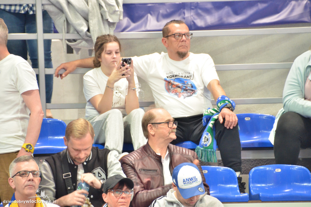 Kibice na meczu Anwil vs Twarde Pierniki