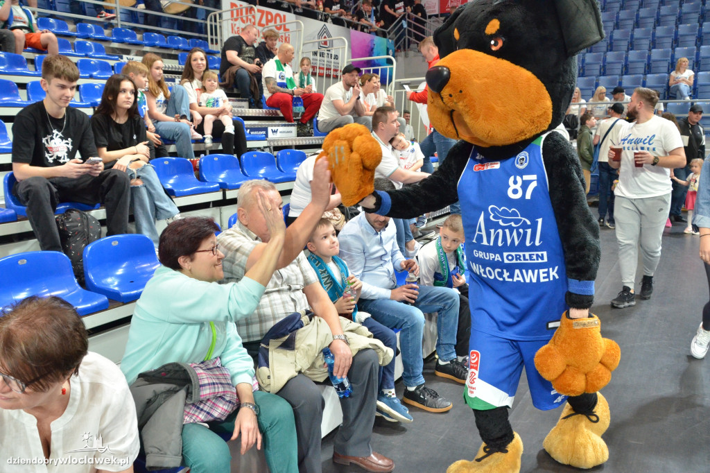 Kibice na meczu Anwil vs Twarde Pierniki