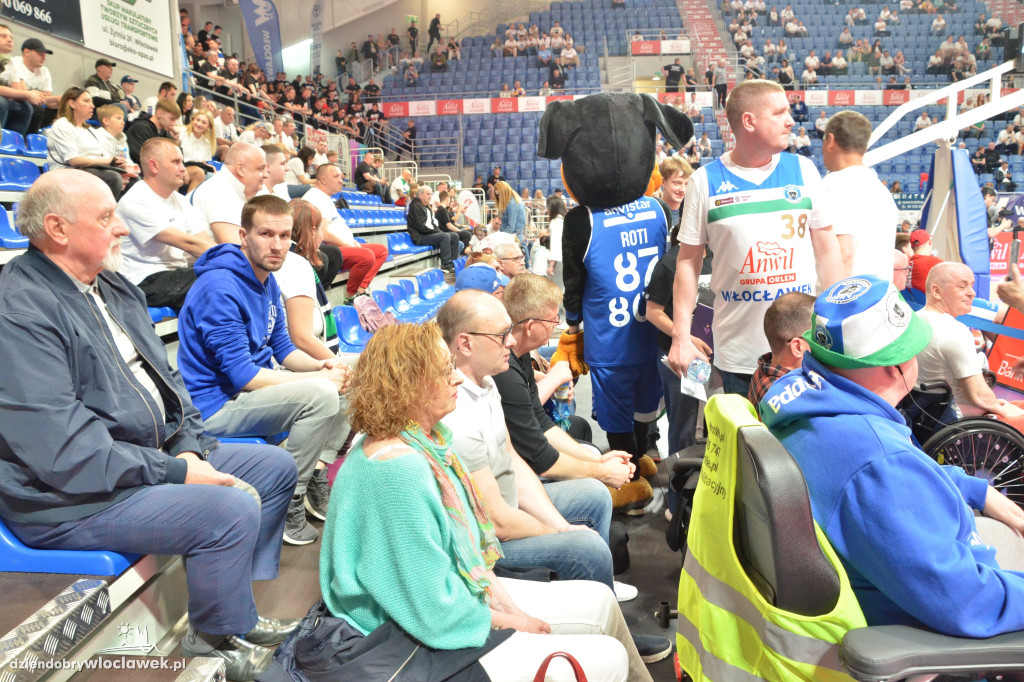 Kibice na meczu Anwil vs Twarde Pierniki