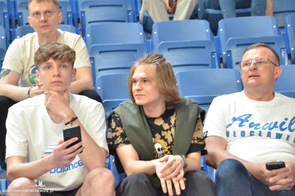 Kibice na meczu Anwil vs Twarde Pierniki