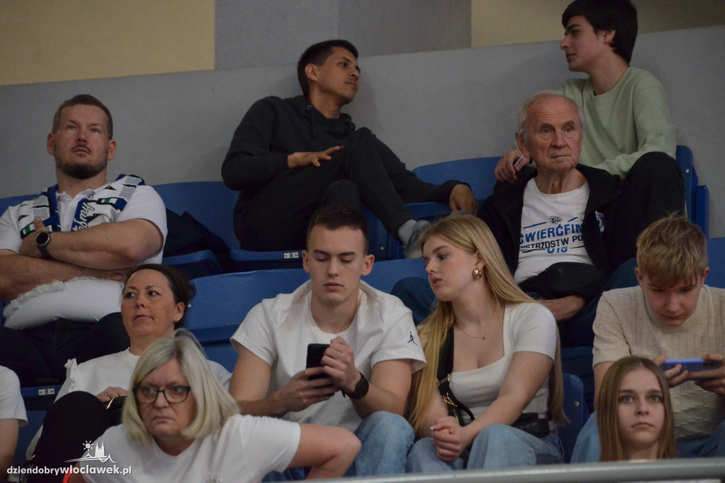 Kibice na meczu Anwil vs Twarde Pierniki
