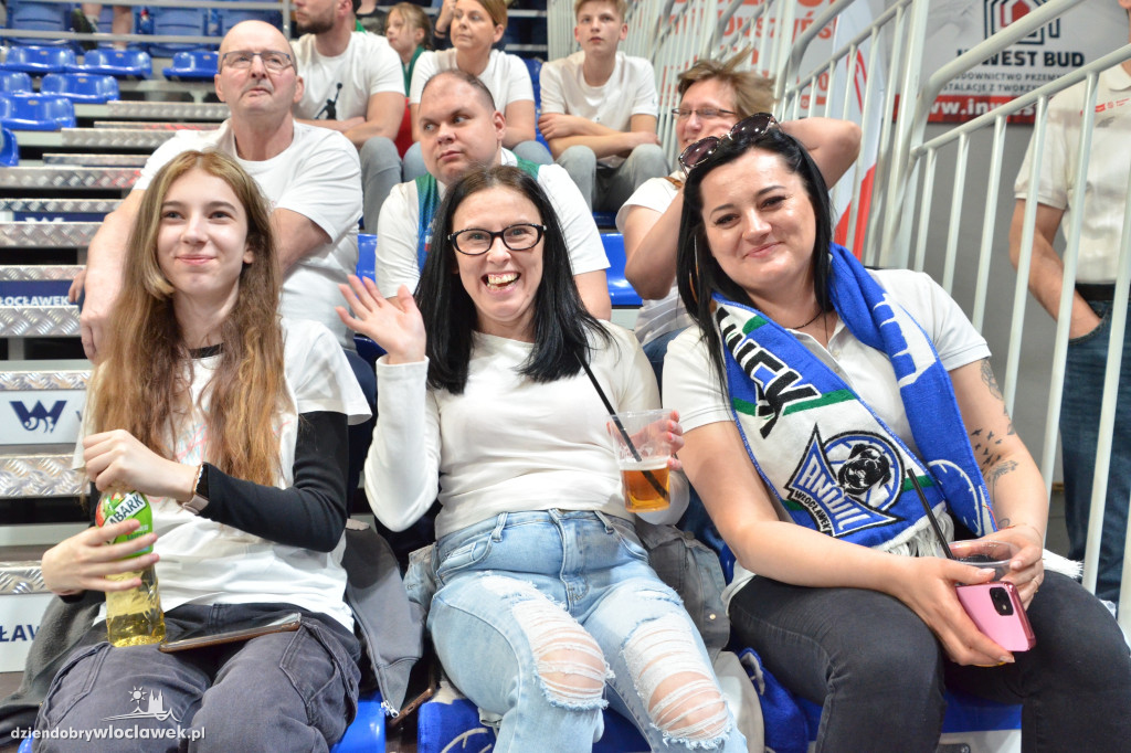 Kibice na meczu Anwil vs Twarde Pierniki