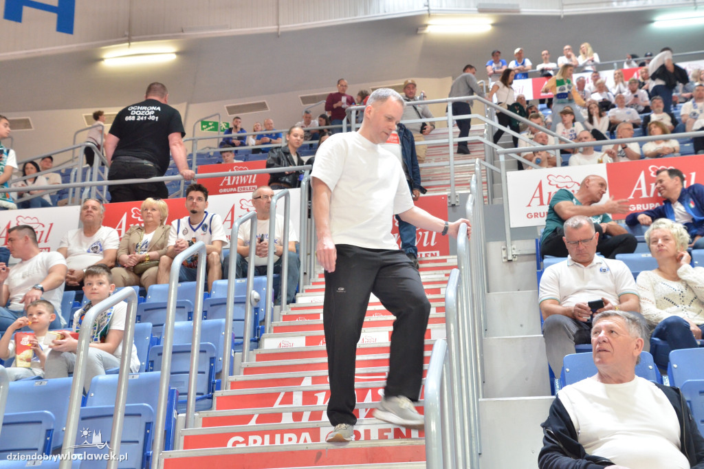 Kibice na meczu Anwil vs Twarde Pierniki