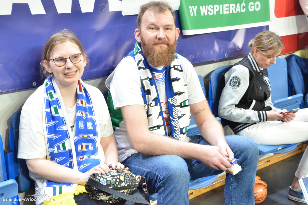 Kibice na meczu Anwil vs Twarde Pierniki