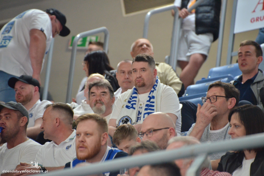Kibice na meczu Anwil vs Twarde Pierniki