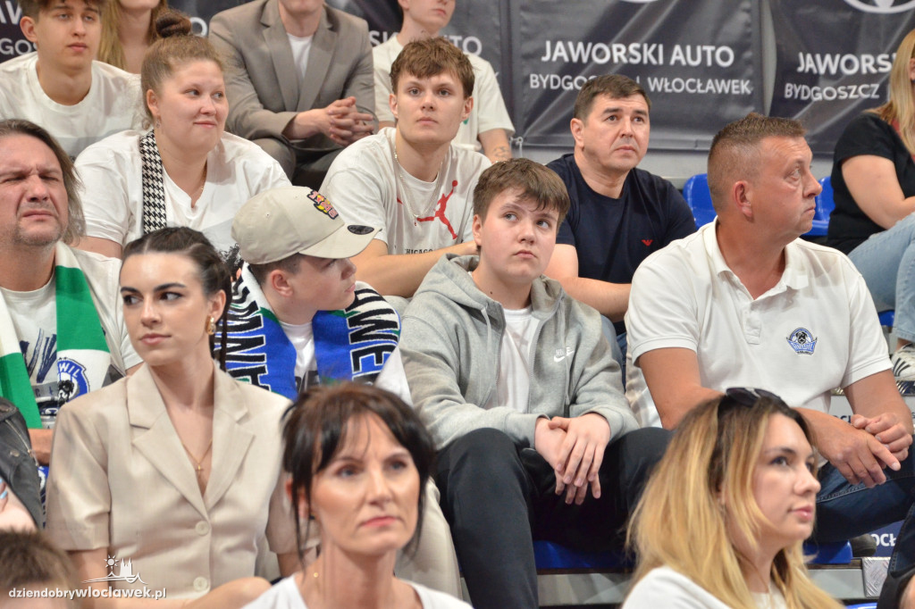 Kibice na meczu Anwil vs Twarde Pierniki