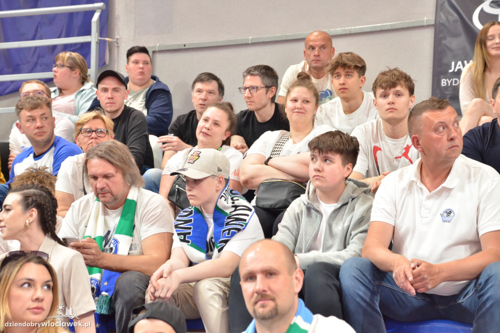 Kibice na meczu Anwil vs Twarde Pierniki