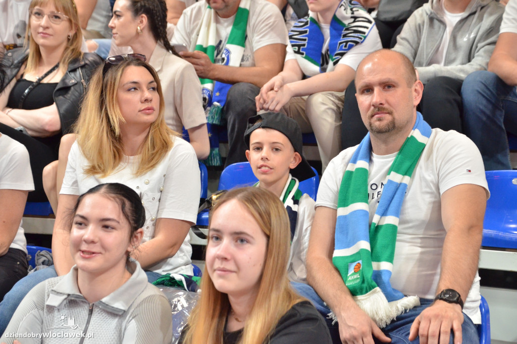 Kibice na meczu Anwil vs Twarde Pierniki
