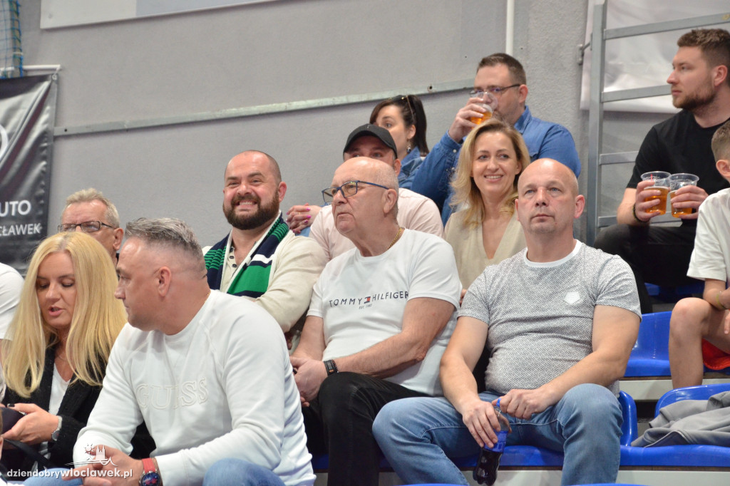 Kibice na meczu Anwil vs Twarde Pierniki