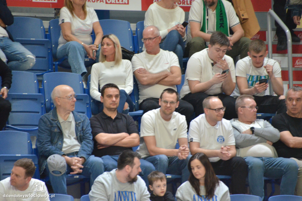 Kibice na meczu Anwil vs Twarde Pierniki
