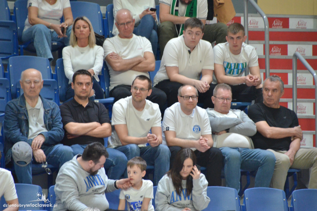 Kibice na meczu Anwil vs Twarde Pierniki
