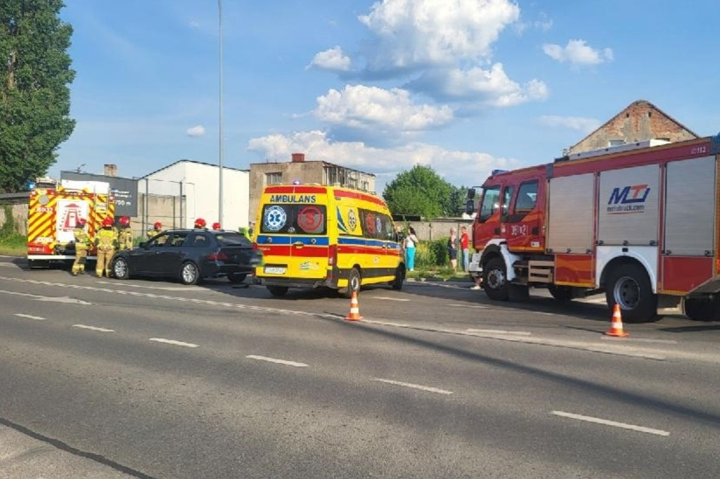 Wypadek na skrzyżowaniu Kapitulnej z Miłą