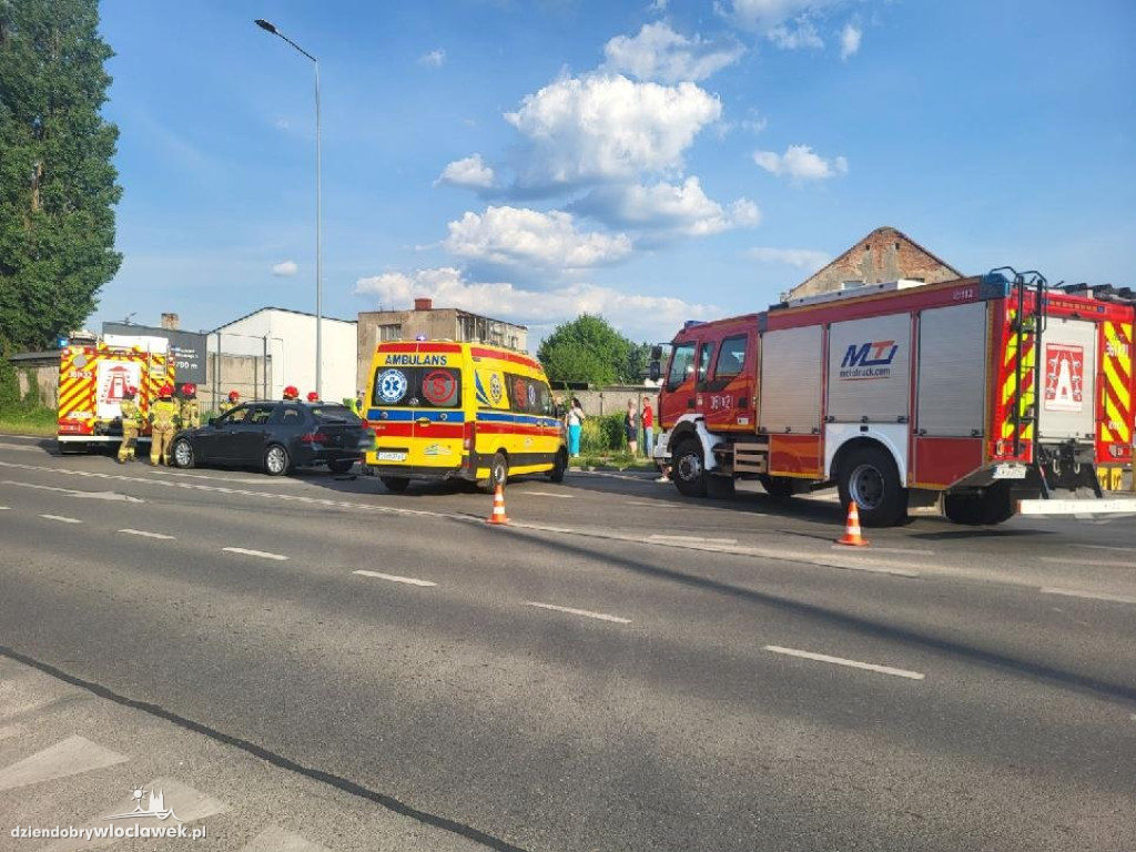 Wypadek na skrzyżowaniu Kapitulnej z Miłą