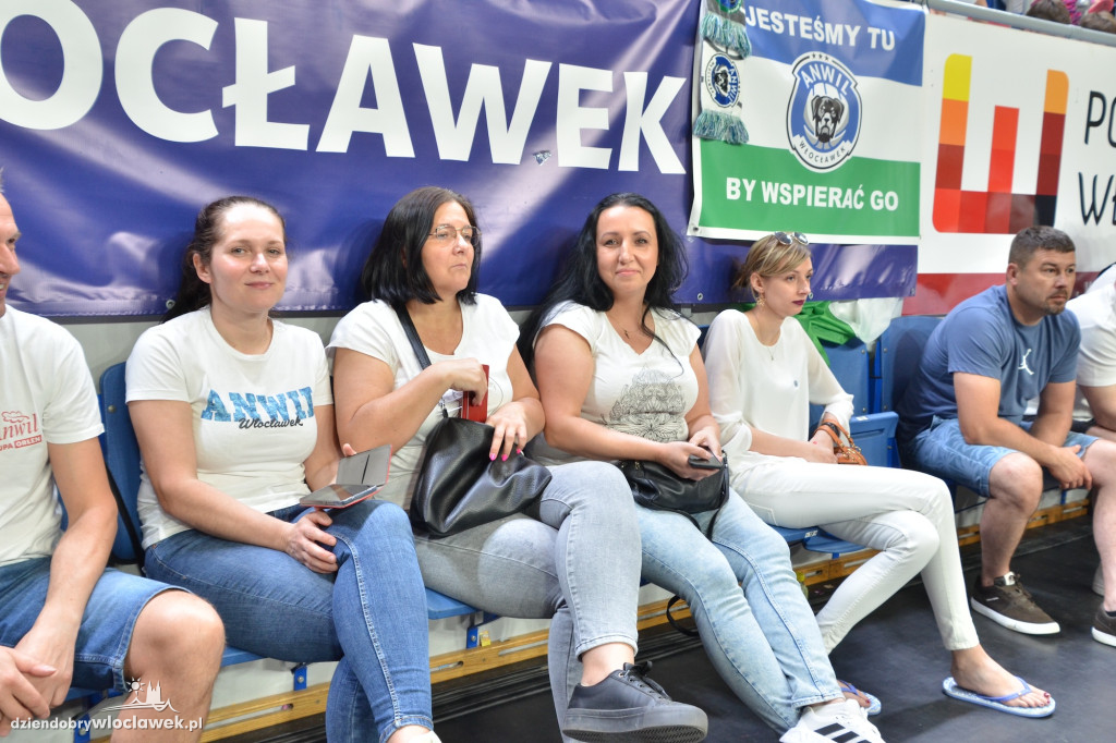 Kibice na meczu nr 2 Anwil vs Spójnia