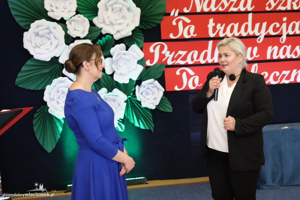 Nadanie imienia szkole podstawowej w Wilkowicach
