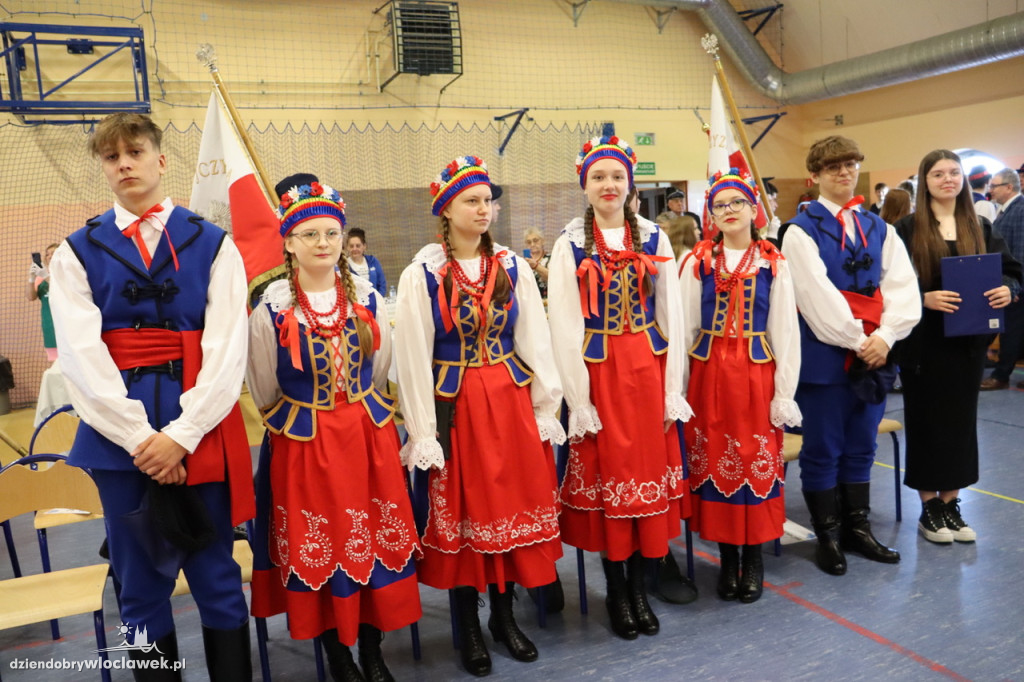 Nadanie imienia szkole podstawowej w Wilkowicach