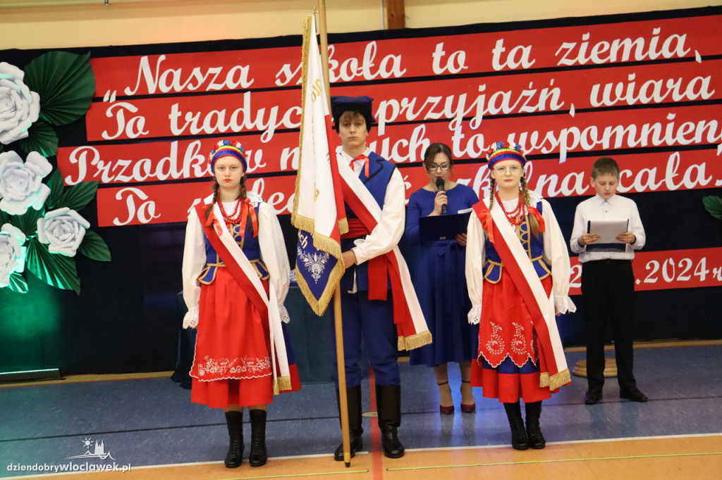 Nadanie imienia szkole podstawowej w Wilkowicach
