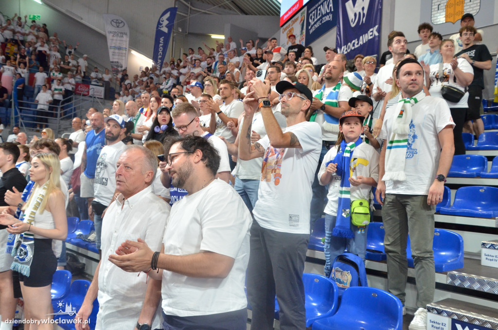 Kibice na meczu nr 5 Anwil vs Spójnia