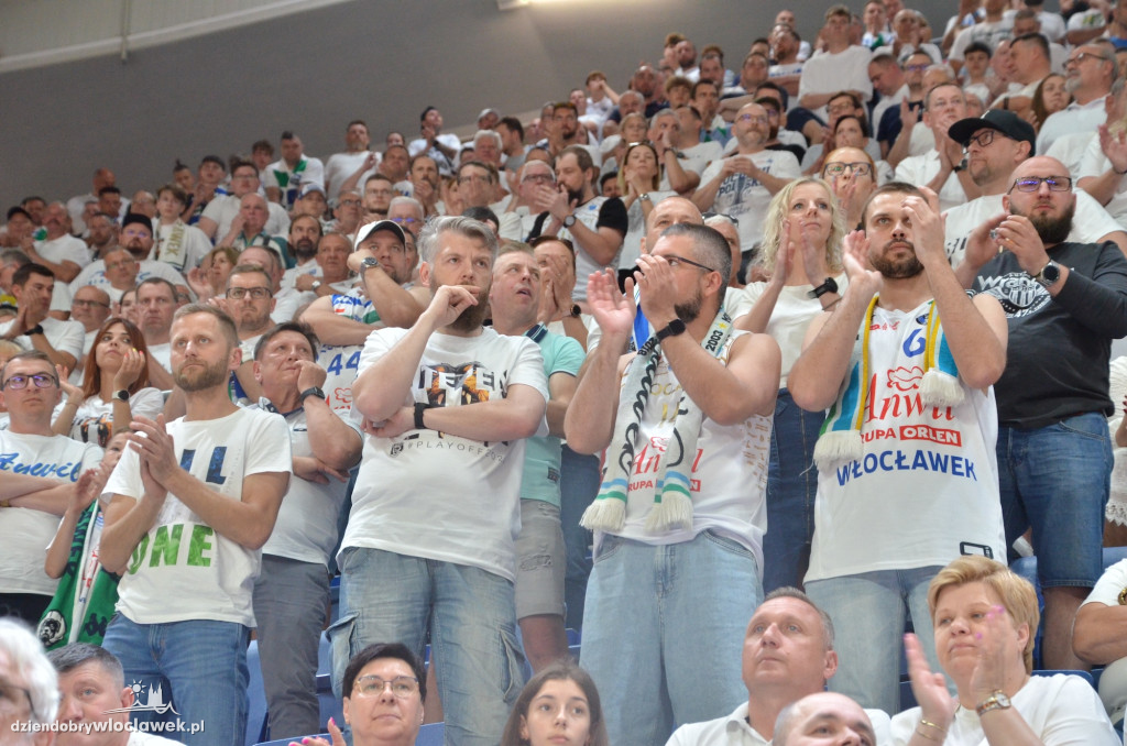 Kibice na meczu nr 5 Anwil vs Spójnia