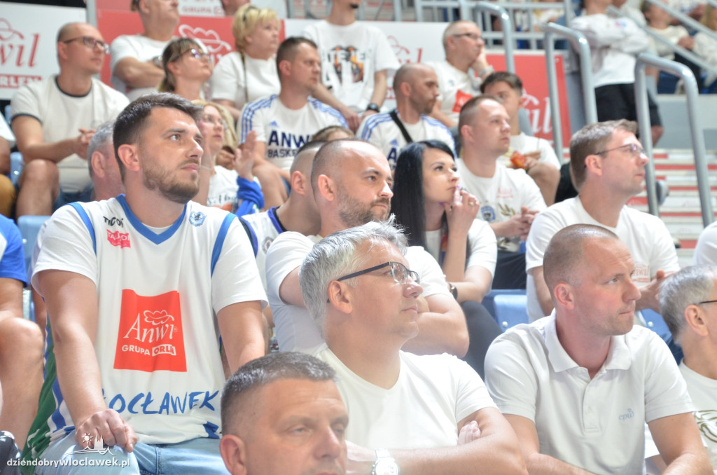 Kibice na meczu nr 5 Anwil vs Spójnia