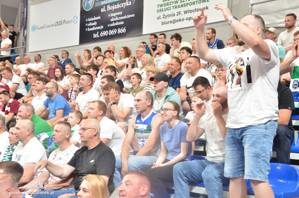 Kibice na meczu nr 5 Anwil vs Spójnia