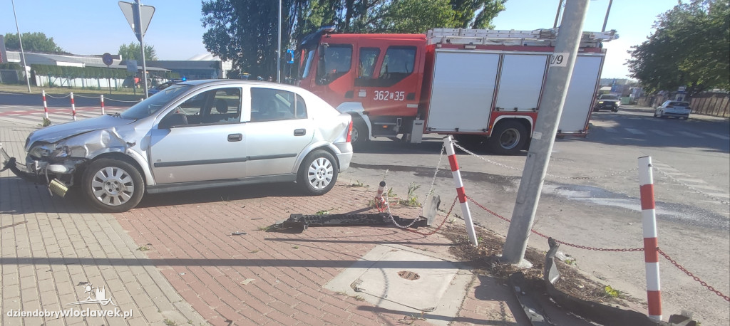 Zderzenie na skrzyżowaniu Zielnej i Papieżki
