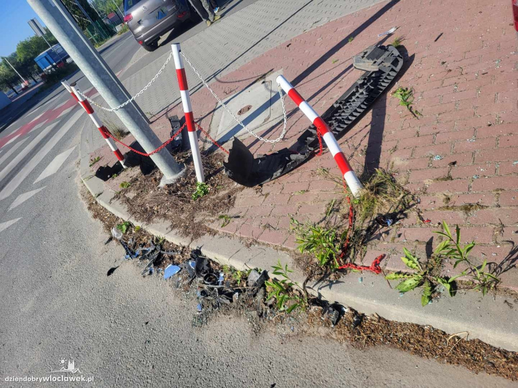 Zderzenie na skrzyżowaniu Zielnej i Papieżki
