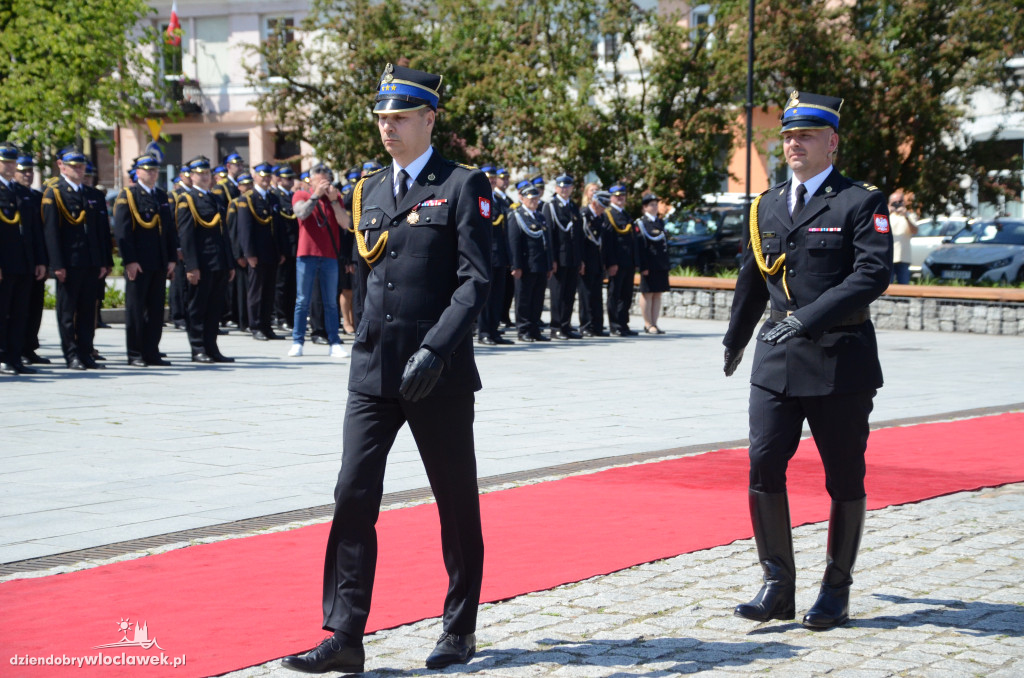 Apel z okazji Wojewódzkich Obchodów Dnia Strażaka