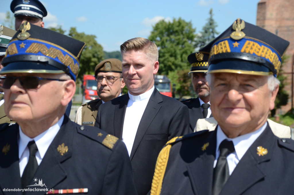 Apel z okazji Wojewódzkich Obchodów Dnia Strażaka