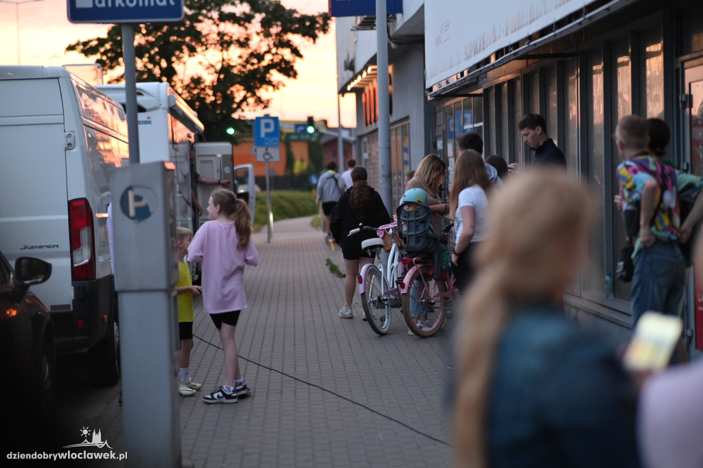 Tłumy po Karczmą Kujawską. Kolacja z Magdą Gessler