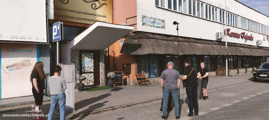 Tłumy po Karczmą Kujawską. Kolacja z Magdą Gessler