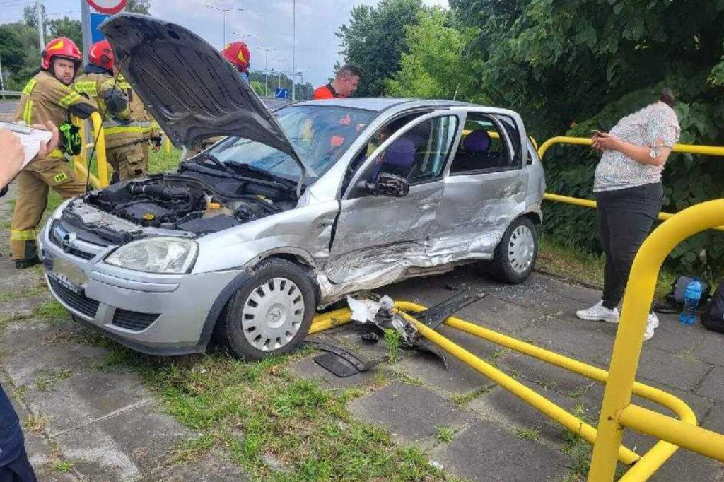Zderzenie na skrzyżowaniu z DK91