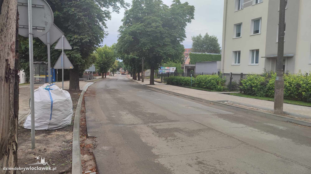 Wyszyńskiego z nową nawierzchnią i chodnikami