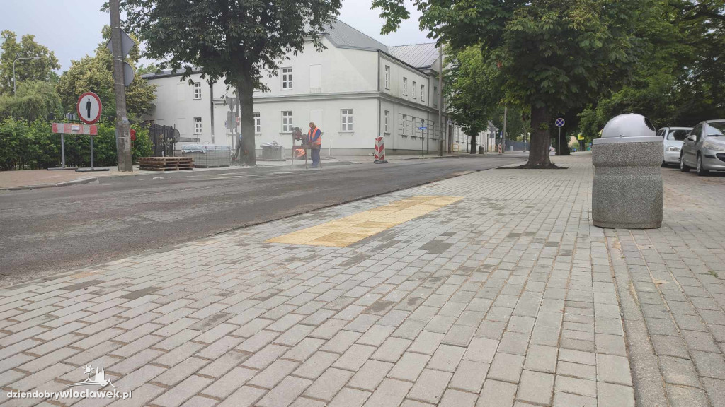 Wyszyńskiego z nową nawierzchnią i chodnikami