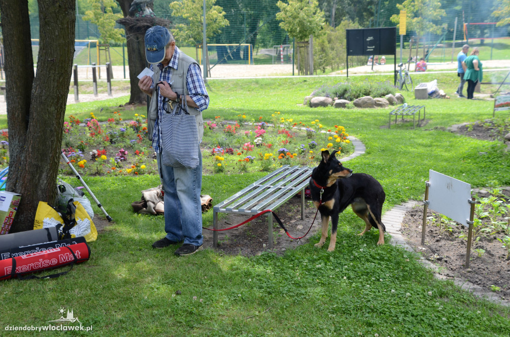 Seniorzy integrowali się w parku na Słodowie
