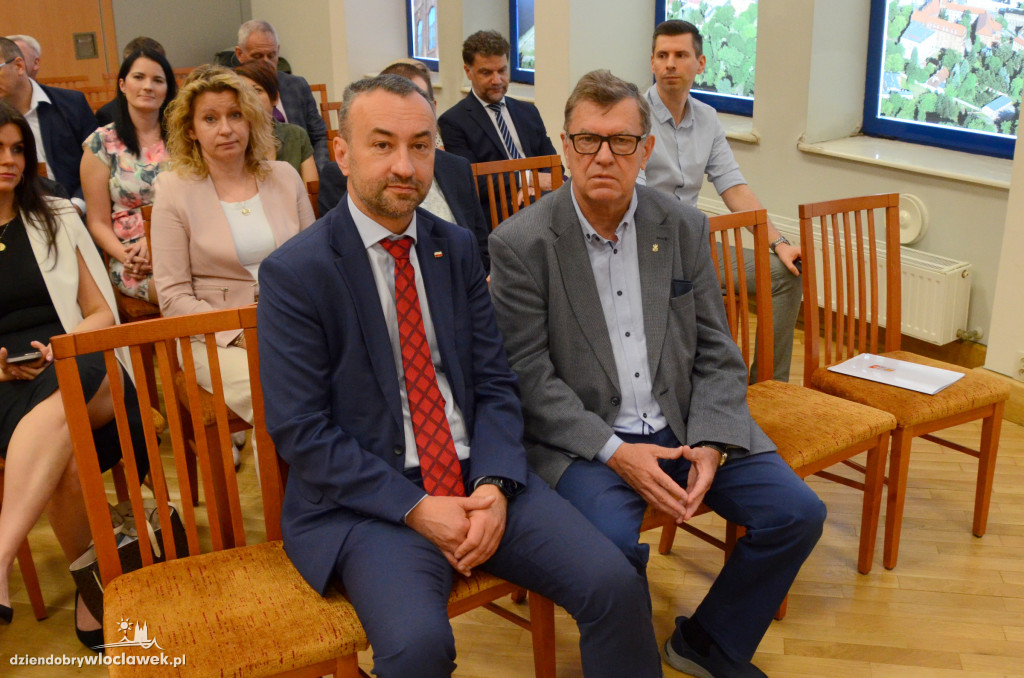 Wręczenie uczniom stypendiów Prezydenta Włocławka