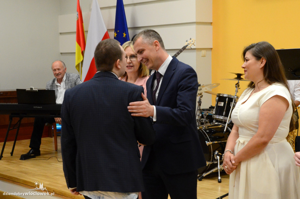 Wręczenie uczniom stypendiów Prezydenta Włocławka