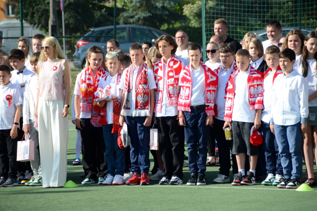 Biało-czerwone zakończenie roku w SP nr 20